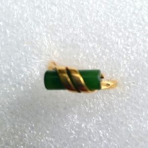 Jade & gold ring